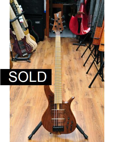 F Bass BN5 Walnut